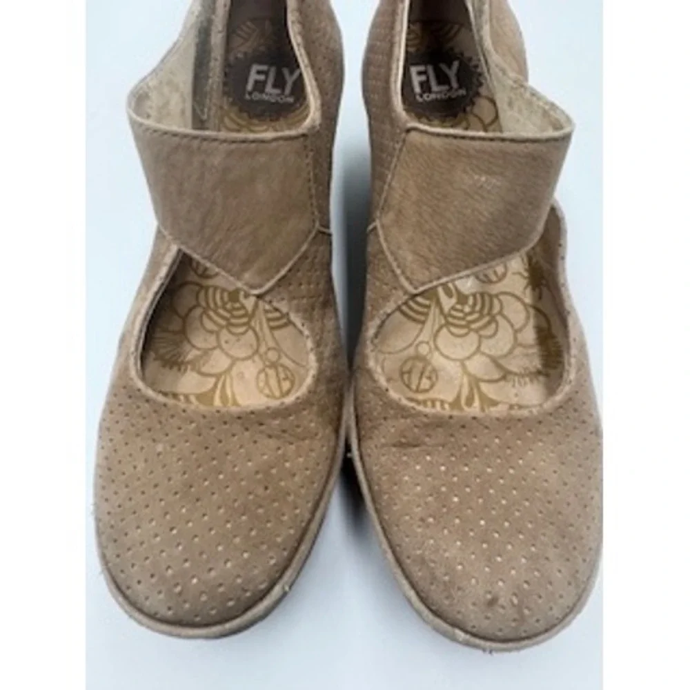Fly London Yala Wedge Sandals Brown Perforated Suede Platform 39 EU 8-8.5 US